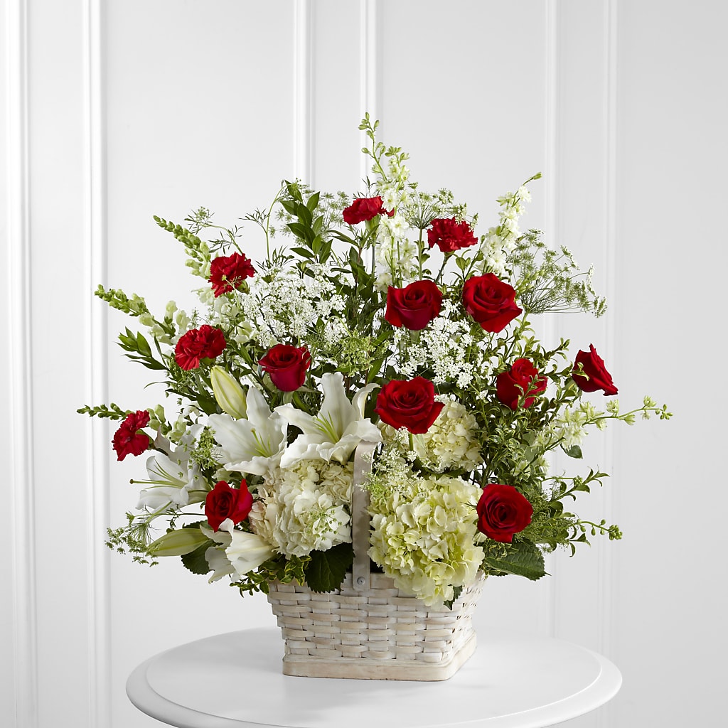 In Loving Memory Arrangement – Frankstown Garden, Pittsburgh PA