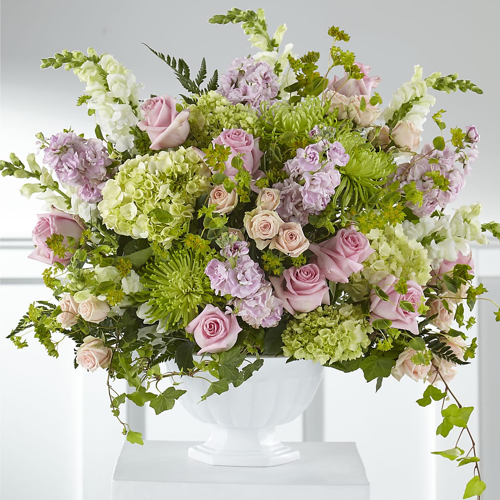 Radiant Embrace Arrangement – Frankstown Garden, Pittsburgh PA