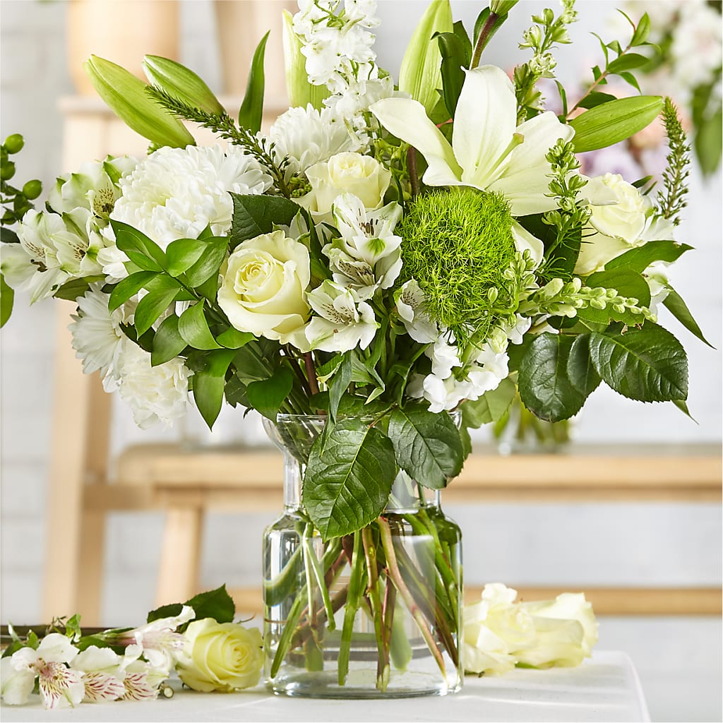 Classic Ivory – A Florist Original – Frankstown Garden, Pittsburgh PA