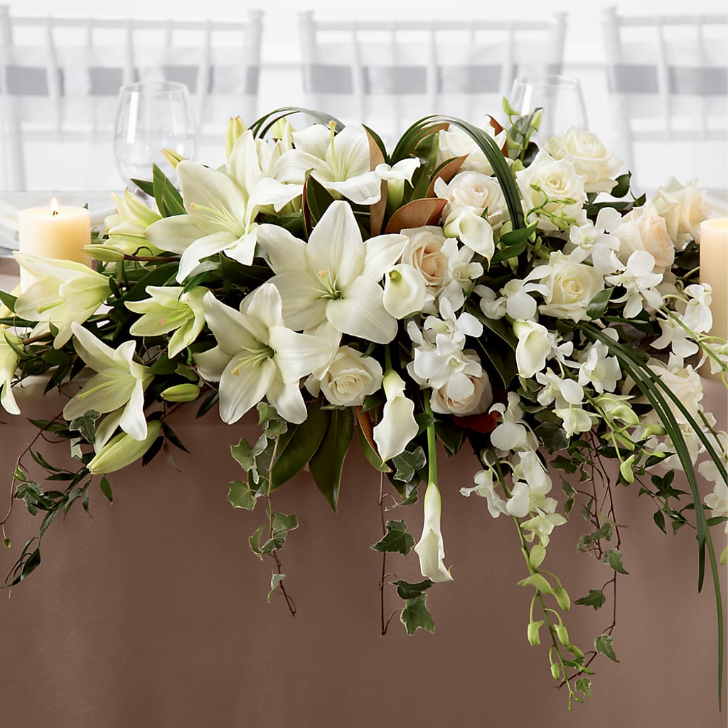 White Linen Arrangement – Frankstown Garden, Pittsburgh PA