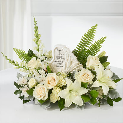 Holding You Close Arrangement –  Frankstown Garden, Pittsburgh PA