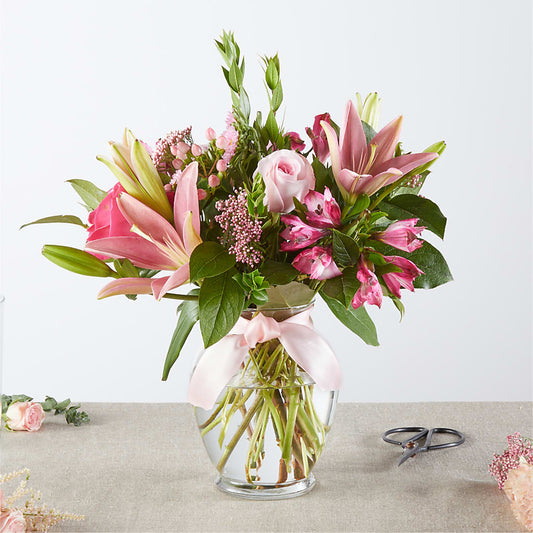 Need flowers delivered today in Fox Chapel? Our local florists provide fast same-day delivery of premium fresh flowers. Order online now!