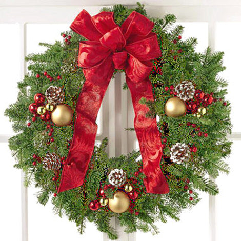 DECORATED PINE WREATH